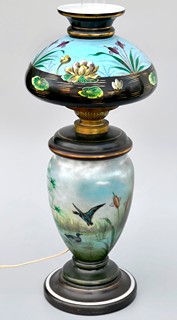 Velká skleněná lampa, původně petrolejová