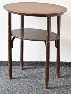 Oválný odkládací stolek Thonet