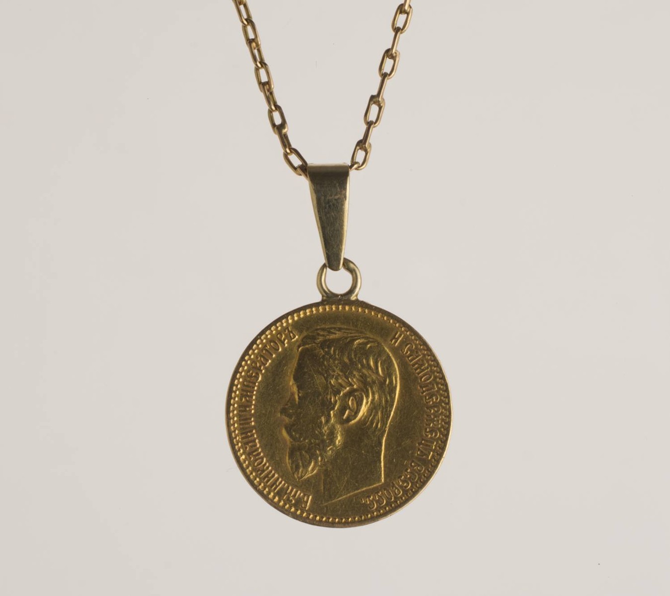 ZLATÁ MINCE 5 RUBL 1899 NA ZLATÉM ŘETÍZKU