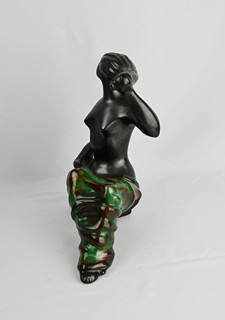 Jitka Forejtová (1923-1996) - Sedící dívka, Retro soška