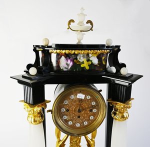 Dvousloupkové biedermeier hodiny se 1/4 chodem