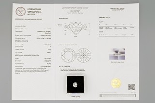 Pravý diamant vypěstovaný v laboratoři - Briliant
