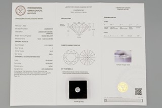 Pravý diamant vypěstovaný v laboratoři - Briliant