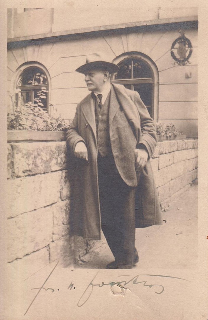 Josef Bohuslav Foerster (1859 - 1951) - Podobizna s autogramem