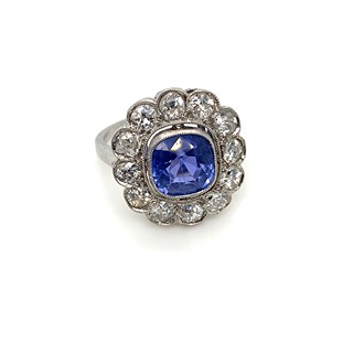 Prsten s diamanty a safírem | Art deco | platina | Československo 1930 | znalecký posudek