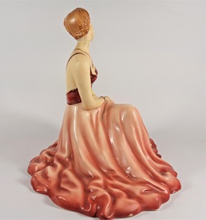 Royal dux (1853) - Porcelánová soška Royal Dux