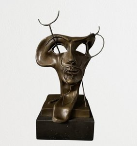 Salvador Dalí (1904 - 1989) - Autoportrét