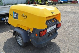ATLAS COPCO PŘÍPOJNÉ VOZIDLO KOMPRESOR