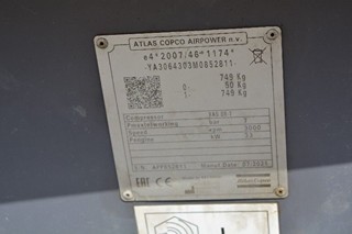 ATLAS COPCO PŘÍPOJNÉ VOZIDLO KOMPRESOR