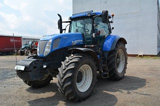 NEW HOLLAND  T7.270 KOLOVÝ TRAKTOR