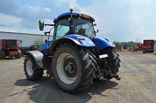 NEW HOLLAND  T7.270 KOLOVÝ TRAKTOR