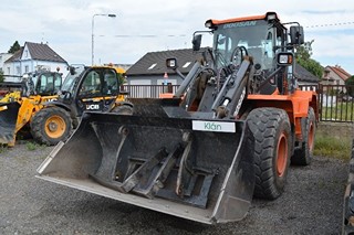 DOOSAN DL200TC-5 - KOLOVÝ NAKLADAČ