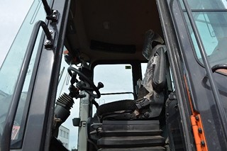 DOOSAN DL200TC-5 - KOLOVÝ NAKLADAČ