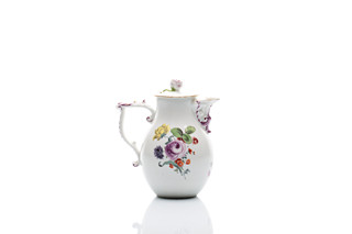 Rococo Meissen teapot | Meissen