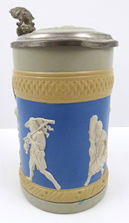VILLEROY & BOCH, METTLACH - KORBEL S RELIÉFNÍMI FIGURAMI V ANGLICKÉM STYLU
