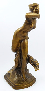 JAN LICHTÁG (1898-1985) - DIANA - ART DECO VYŠŠÍ SOCHA Z TERAKOTY S BRONZOVOU PATINOU