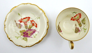 ROSENTHAL, POMPADOUR, ROK 1946 - ROKOKOVÝ ŠÁLEK S KALICHY PETÚNIÍ