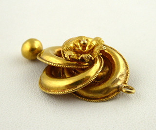 ZLATÝ PŘÍVĚSEK Z OBDOBÍ BIEDERMEIERU - PRECIZNĚ JEMNÁ ŠPERKAŘINA