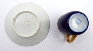 ALTROHLAU, MORITZ ZDEKAUER - MOKA KOBALTOVÝ ŠÁLEK S MEDAILONEM