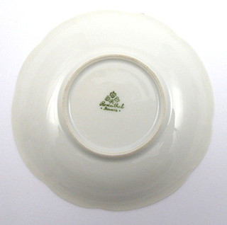 PHILIPP ROSENTHAL (1855-1937) - ROSENTHAL - ELEGANTNÍ KÁVOVÝ I ČAJOVÝ SERVIS SE ČTYŘMI ŠÁLKY