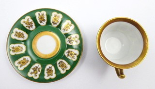 ZELENÝ MOKA ŠÁLEK SE ZLATÝMI KVĚTINAMI - ROSENTHAL