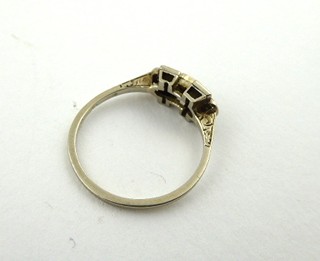 ART DECO ZLATÝ PRSTEN S PŘÍRODNÍMI DIAMANTY - 0,10 CT