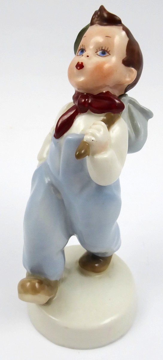 VANDROVNÍK S PEJSKEM V UZLÍKU - ROYAL DUX, DUCHCOV