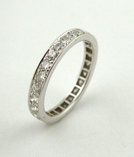 ZÁŘIVÝ PRSTEN S 26 PŘÍRODNÍMI DIAMANTY 1,30 CT- MEMORY