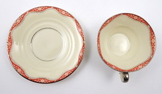 ART DECO MOKA ŠÁLEK SE STŘÍBRNÝMI LINKAMI - PIRKENHAMMER 