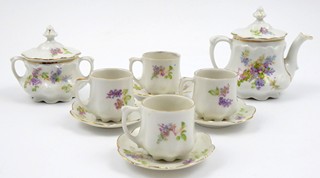 PORCELÁNOVÝ SERVIS PRO PANENKY - MORITZ ZDEKAUER, ALTROHLAU