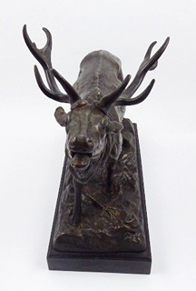 JELEN V ŘÍJI - VĚTŠÍ SOCHA