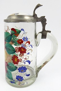 RUČNĚ MALOVANÝ KORBEL S PORCELÁNOVÝM VÍČKEM
