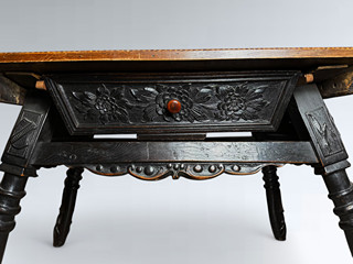 Selský barokní jídelní stůl s křesly