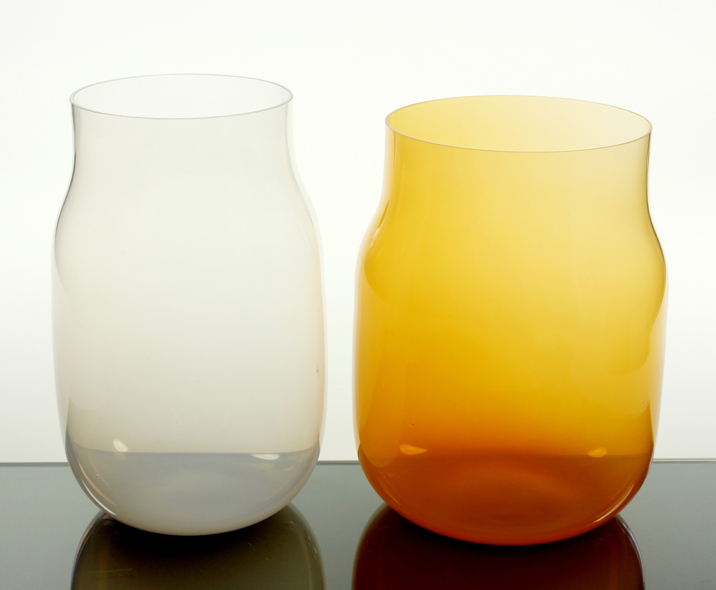 Studio Dechem - Dvě vázy "Bandaska"