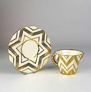 Pavel Janák (1882 - 1956) - Kubistický koflík s miskou