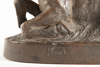 VÁCLAV NOVÁK (1880 - 1917) - DVĚ MÝTICKÉ SOCHY