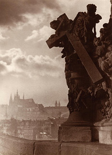 Konečný Stanislav (1908) - Pohled z Karlova mostu