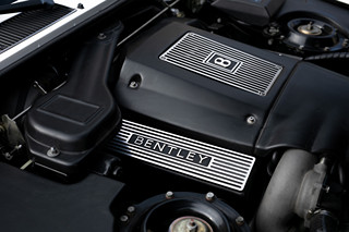Luxusní, investiční vůz Bentley Brooklands