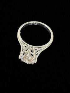 Platinový prsten s investičním diamantem, 1,51 ct, VVS2, G