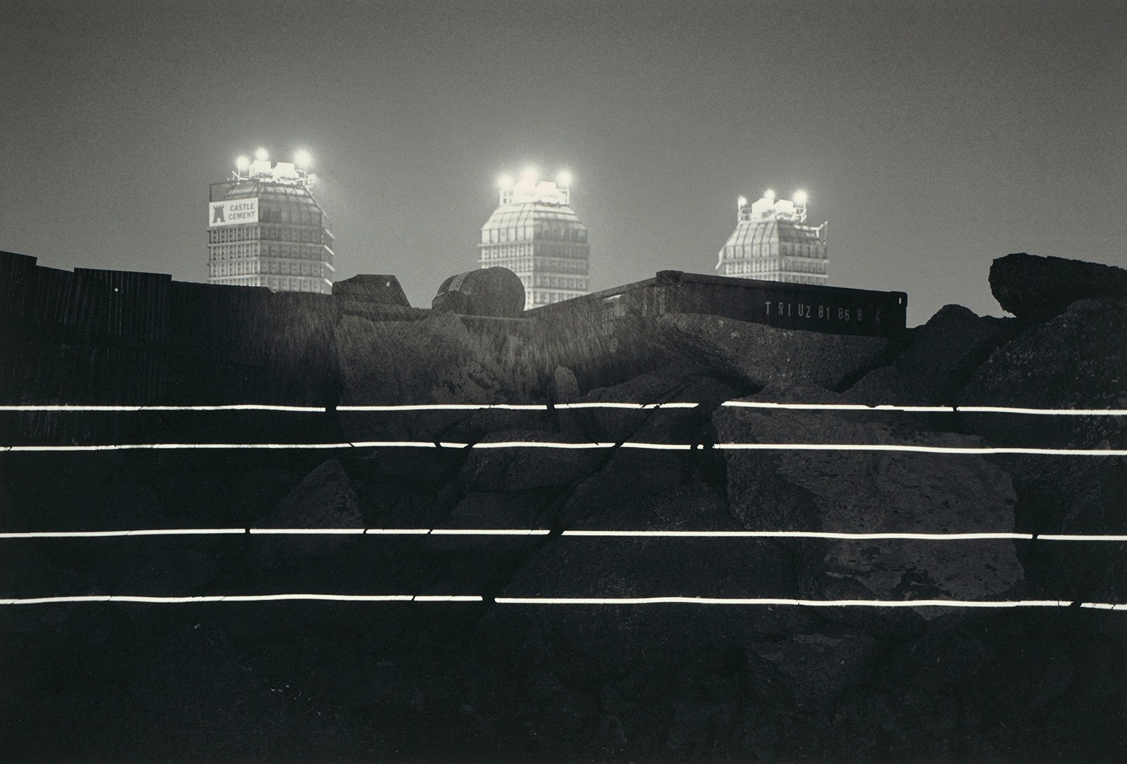 MAGDALENA JETELOVÁ - CROSSING KINGCROSS