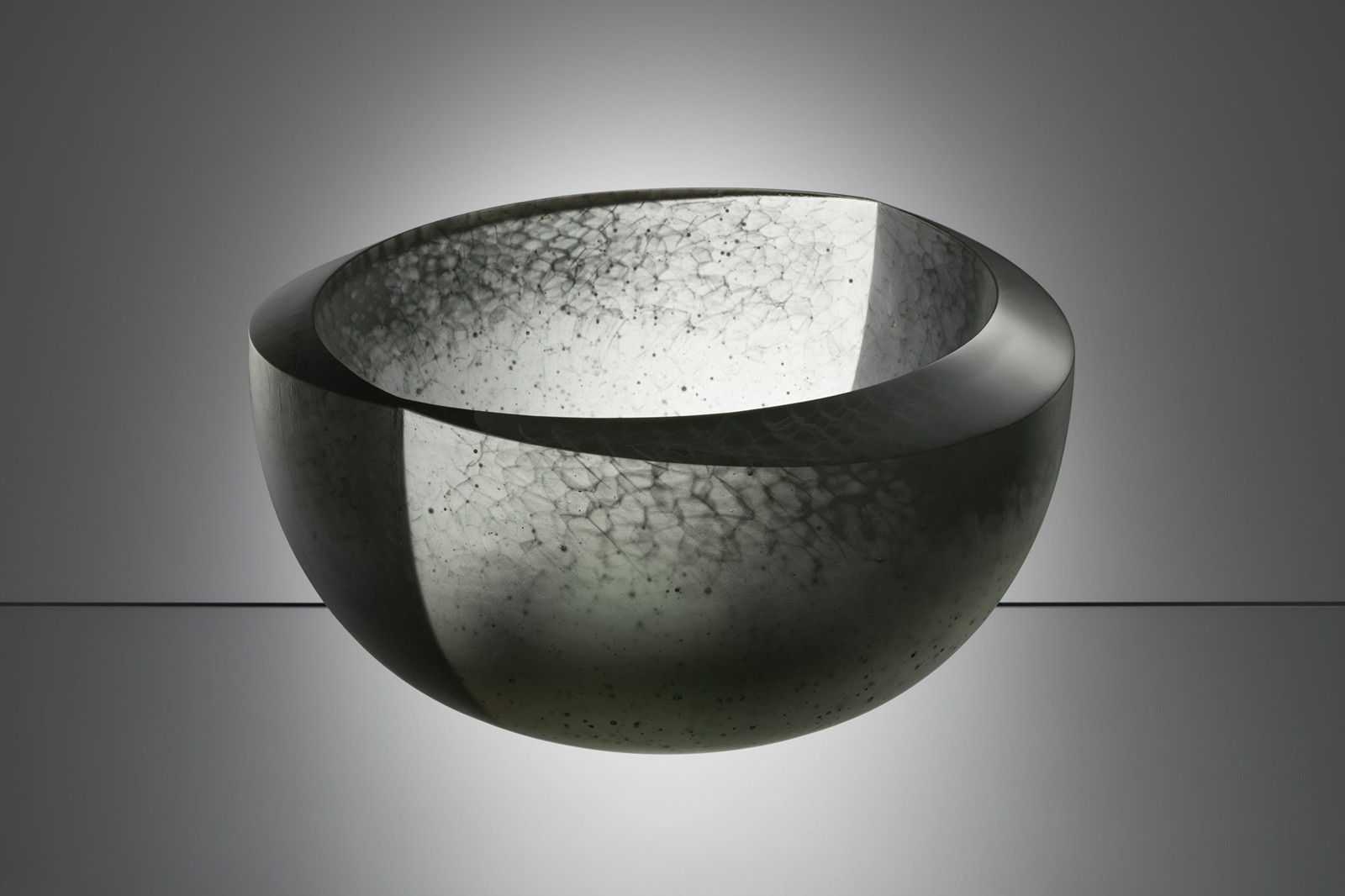 GLASS BOWL