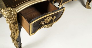 LOUIS XV STYLE BUREAU PLAT