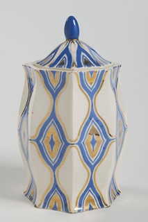CUBIST BOX WITH LID