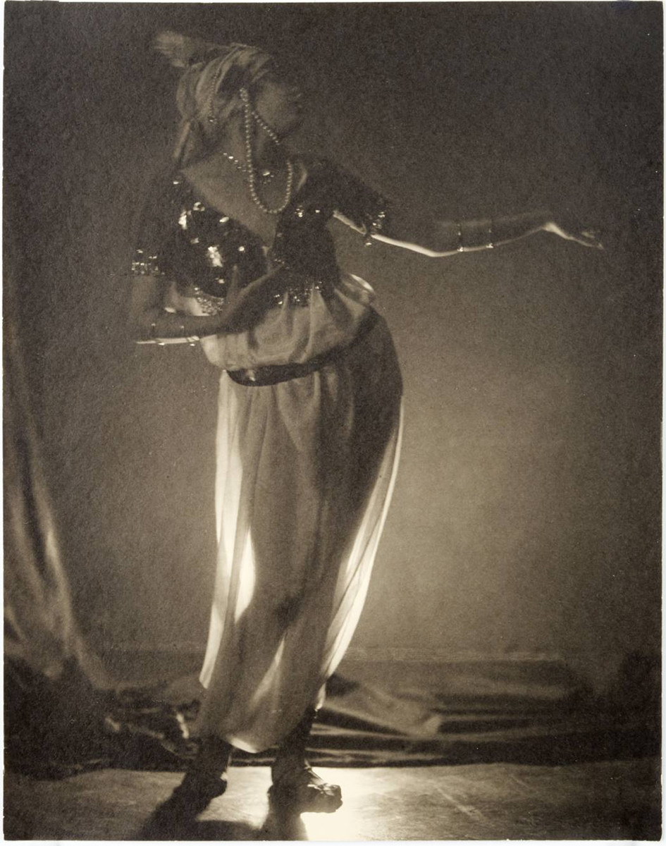 František Drtikol (1883-1961) - ERVÍNA KUPFEROVÁ