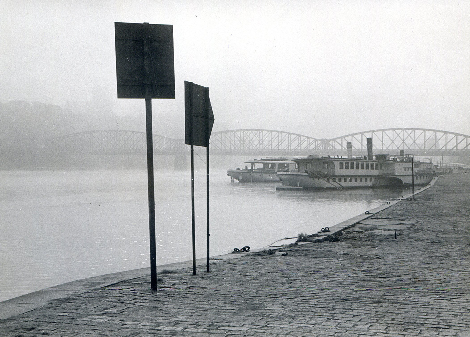Jan Reich (1942-2009) - Z cyklu Mizející Praha