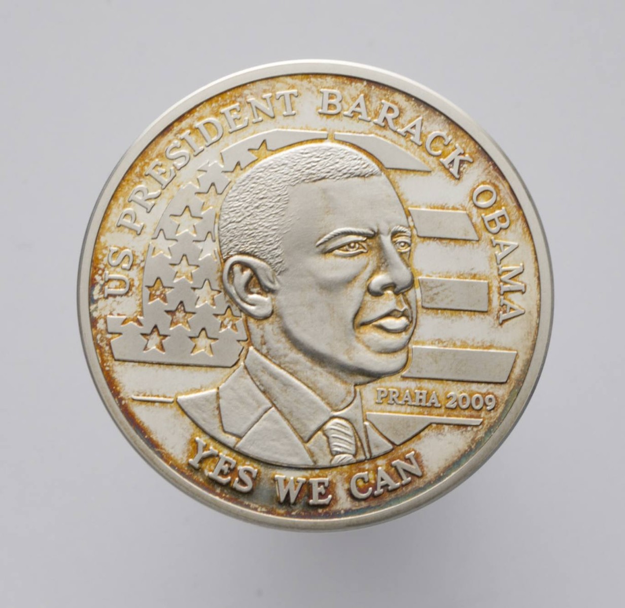 STŘÍBRNÁ PAMĚTNÍ MEDAILE BARACK OBAMA YES WE CAN NÁVŠTĚVA V PRAZE DUBEN 2009