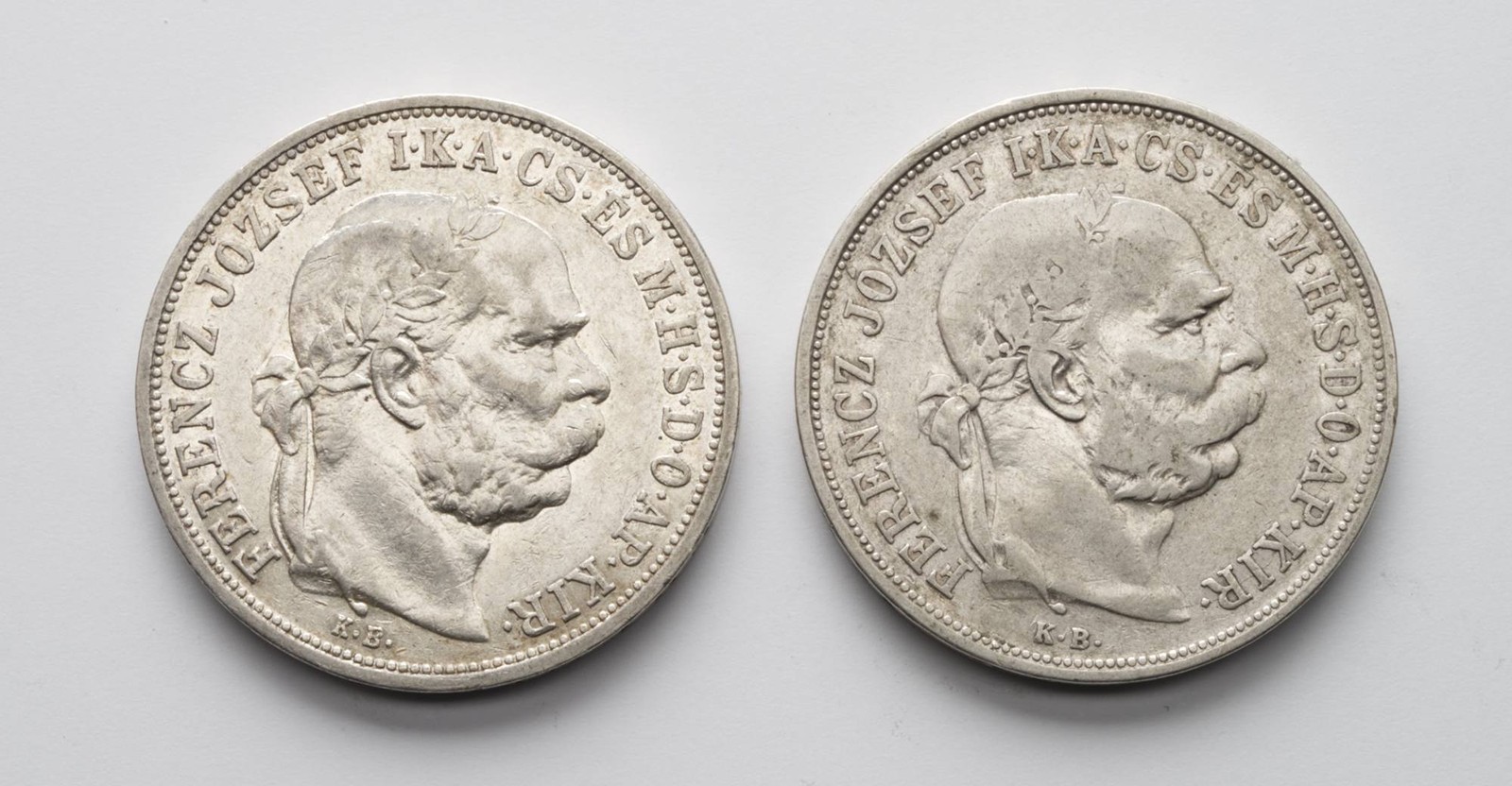 2 STŘÍBRNÉ 5KORUNY