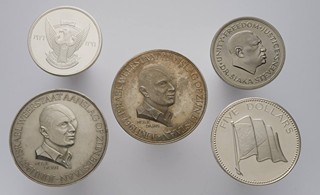 SOUBOR 5 MINCÍ A MEDAILÍ (AG, CUNI)