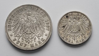 DVOJICE STŘÍBRNÝCH MINCÍ