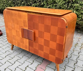 JINDŘICH HALABALA 1903 - 1978 - Bufet se šuplíky